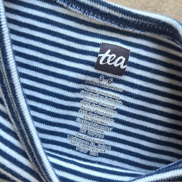 Tea Collection Print Mix Baby Romper in Navy Floral - Size 3-6M - Picture 3 of 6